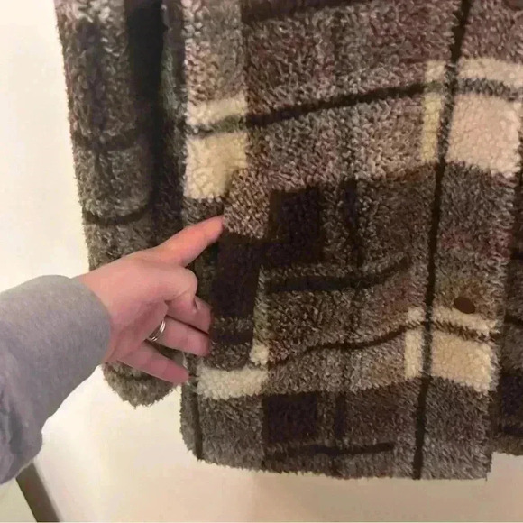 Sanctuary Brown Plaid Teddy Sherpa Jacket Coat Size M - Picture 5 of 9